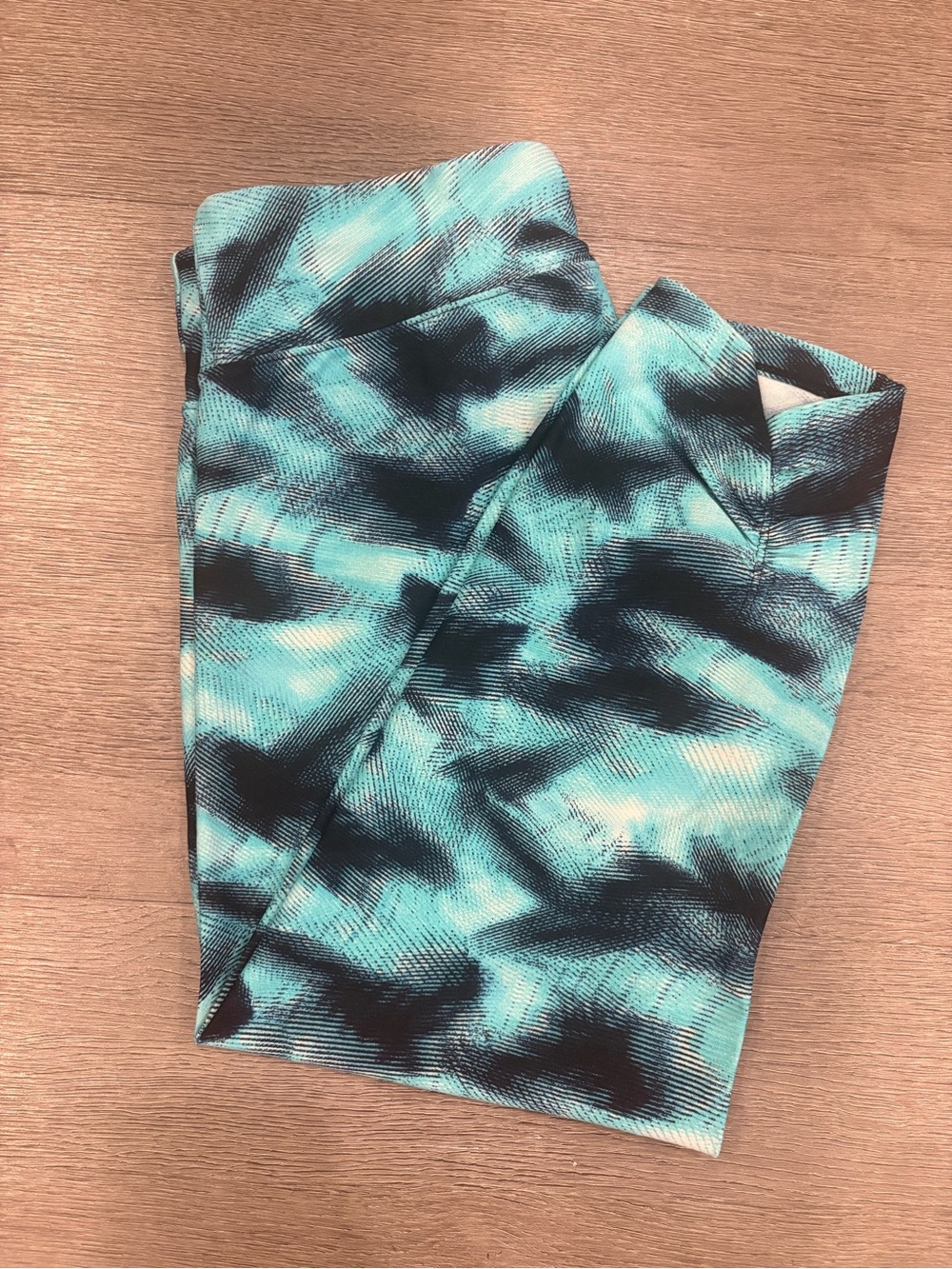 Calvin Klein Performance Teal Blue & Black Crop Leggings - Medium